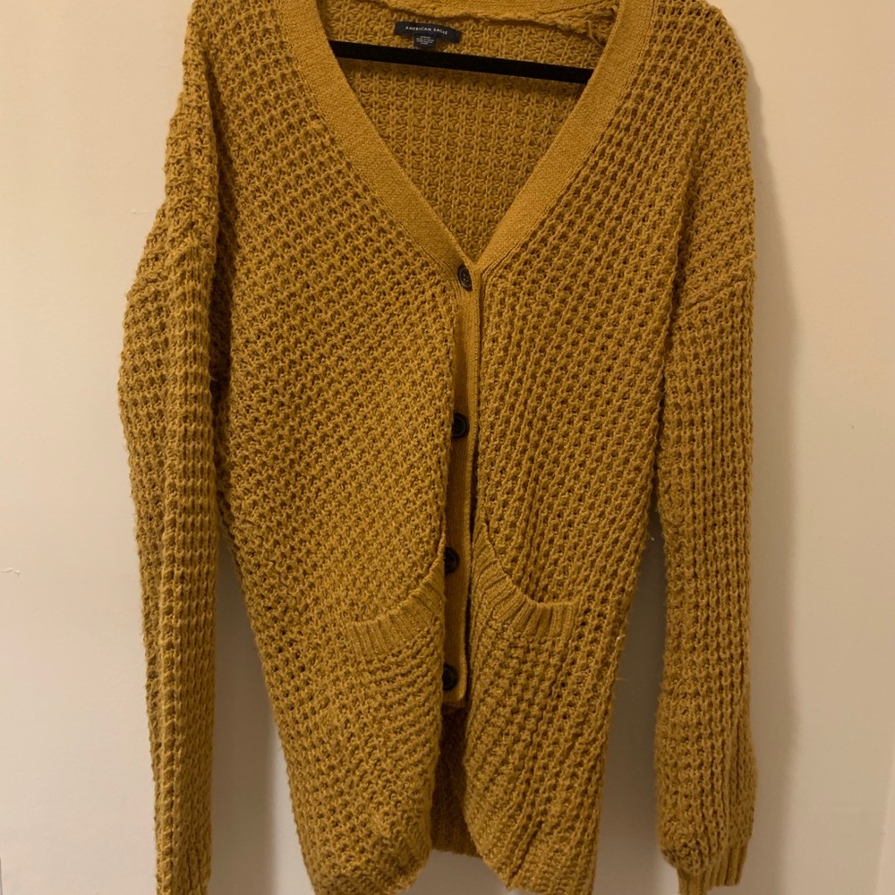 Cute American eagle cardigan